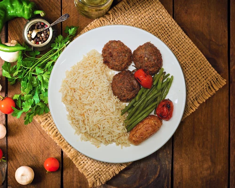 كفتة مع أرز